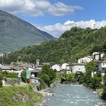   -  Vista di Carolo con Sazzo sullo sfondo  